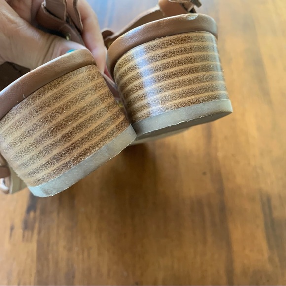 Sam Edelman Angela Leather Studded Cage Sandals 1.5” Block Heal - Picture 6 of 9